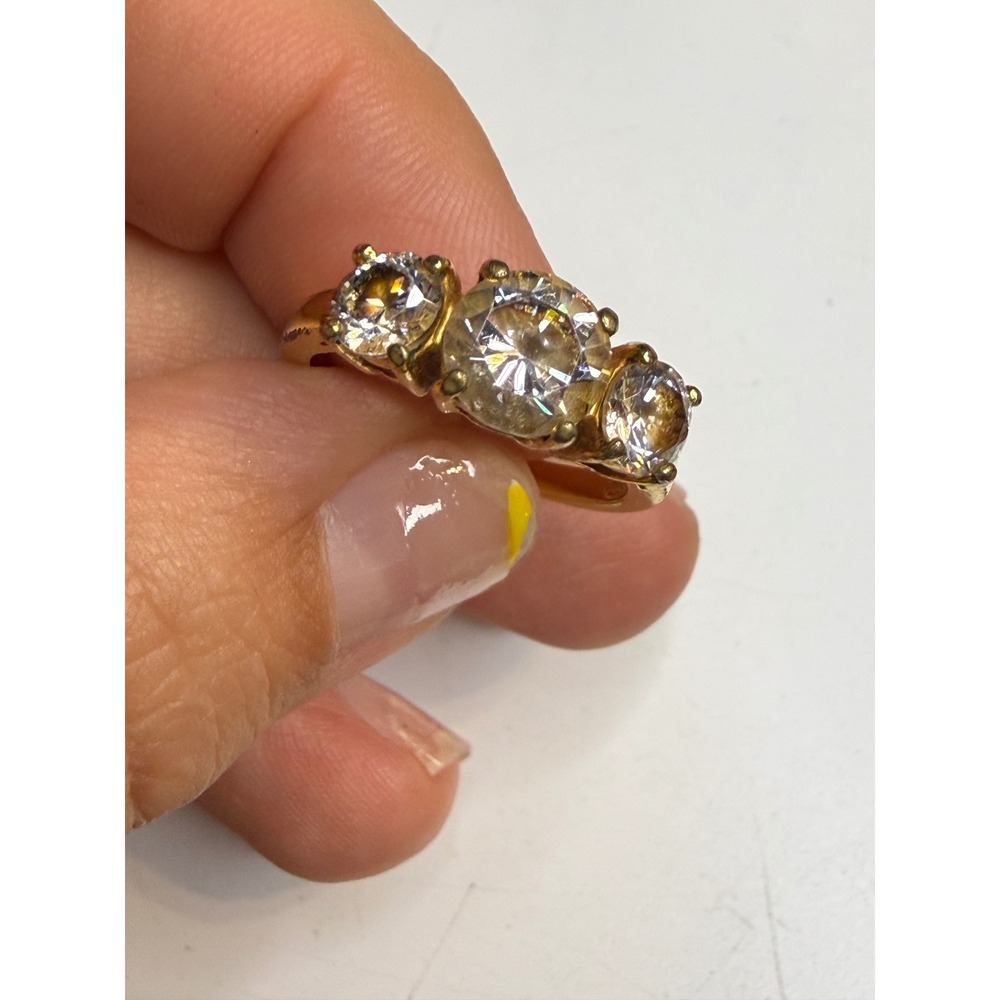 Avon Gold Tone Three Stone Past Present Future Ring Clear Stones Size 7.25